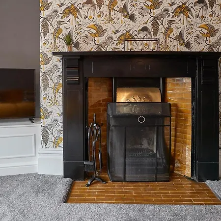 Host & - Fly Away At Ruby Apartman *