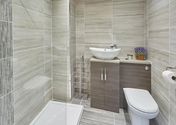 Host & - Fly Away At Ruby Saltburn-by-the-Sea