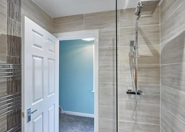 Host & - Fly Away At Ruby