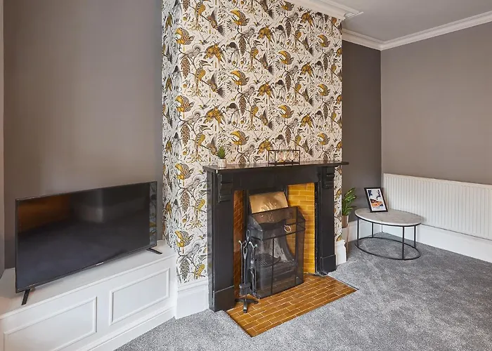 Host & - Fly Away At Ruby